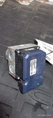 Anti-Lock Brake Part Assembly Fits 13-14 GRAND CHEROKEE 3718701 — 第 1/2 张图片