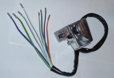 1EA NUEVO CT110 TODOS LOS AÑOS PLATA LADO IZQUIERDO MANILLAR INTERRUPTOR ATENUADOR BOCINA GIRATORIA S1084 Foto 1 de 3