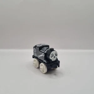 Thomas & Friends Engine Minis Spooky Theme Skeleton Halloween JO9A - Bild 1 von 10