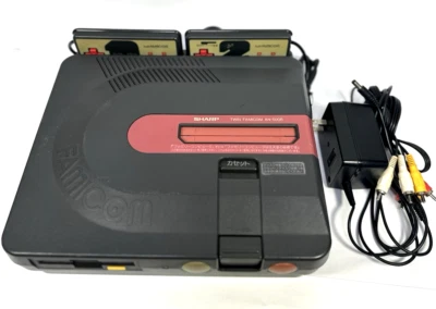 Juego de Consola Sharp Twin Famicom Negra AN-500B Cinturón Nuevo Funcionamiento Confirmado Foto 1 de 4