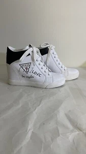 Guess High Top 1981 Damen-Sneaker Größe 11 Los Angeles versteckter Absatz weiß/schwarz - Bild 1 von 17