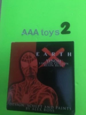 Busto de resina BUST Earth X Venom edição limitada por Alex Ross - Imagem 1 de 2