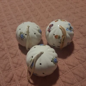 Vintage Porzellan Potpourri hängende Beutel Kugeln für Schrank Made in Japan 3 - Bild 1 von 7