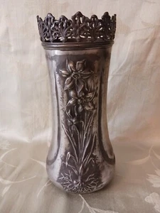 RARE Silver Plate Victorian Repouse Tall Vase By Simpson Hall Miller & Co - Picture 1 of 24
