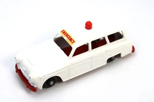 Budgie AUSTIN A95 EMERGENCY VEHICLE AMBULANCE NO.20 - MINTY Die Cast 1962 - Picture 1 of 12