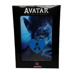 AVATAR THE WAY OF WATER MOVIE PROMOTIONAL HEART PIN  New - Unopened Package - Picture 1 of 2