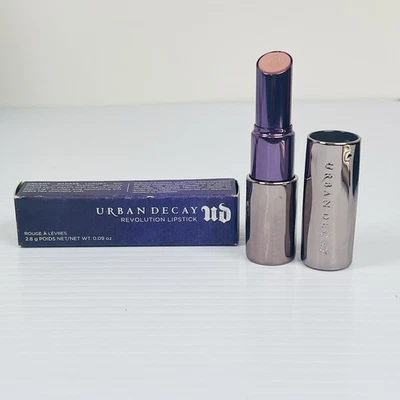 Lápiz labial Urban Decay Revolution - “Mentiroso” - 2,8 g / 0,09 oz - Nuevo en caja Foto 1 de 4