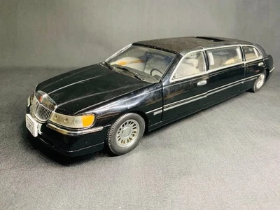 Sun Star 1/18 Lincoln Limousine Diecast Model Car Classic da collezione - Immagine 1 di 4