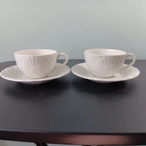 Pair Of Mikasa "Ocean Jewal" Seashell Teacups & Saucers - Picture 1 of 8