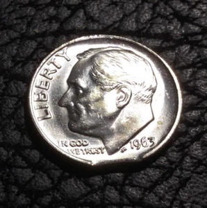 1963 ROOSEVELT DIME - CLIPPED PLANCHET - BU - SEE PICS! - INV#5680 - Picture 1 of 4