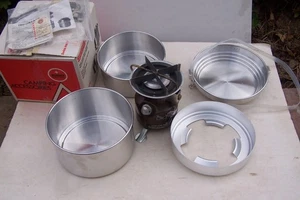 Neu im Karton Coleman 400 Herd in Sigg Tourister Kochset Papierkram 9-83 Datum - Bild 1 von 23