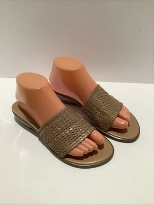 Artiva Sophia Women's Size 7.5M Shoes Tan Braided Leather Slides Comfort Sandals - Image 1 of 4