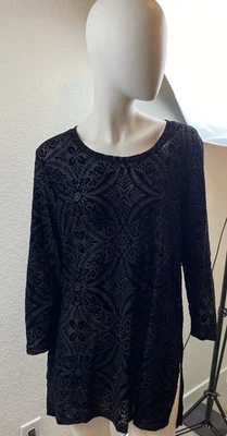 Ariat Womens Crochet Mesh Nori Side Slit Top  Black Large - Изображение 1 из 4