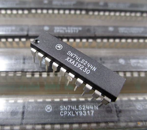 72 Pcs: (4 Full Tubes of 18) - NEW SN74LS244N Motorola 20 Pin DIP USA Fast Ship - Picture 1 of 6