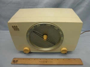 Radio tubo baquelita calidad museo MCM 1950 MOTOROLA 5X12U reparado - Imagen 1 de 10