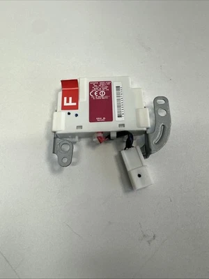 Módulo de control de oscilador interior Toyota Prius 2005 fabricante de equipos originales Foto 1 de 4