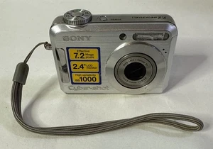 Cámara digital Sony Cyber-shot DSC-S700 7,2 M zoom 3x plateada probada - Imagen 1 de 7