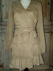 Vestido Material Niña Anguila Estampado Animal Tostado Talla Mediana Juniors Nuevo con Etiquetas *S24 - Imagen 1 de 6