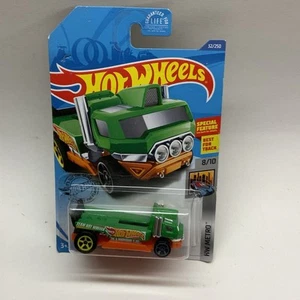 Camión de plataforma lisa Hot Wheels The Haulinator 2020 #32/250 (verde) HW Metro #8/10 nuevo - Imagen 1 de 8