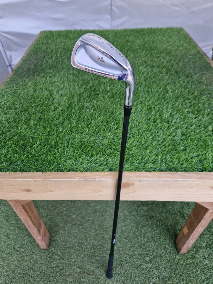 MacGregor VIP Tourney V-Foil #6 Iron - Regular Flex Graphite Shaft - RH - Image 1 of 4