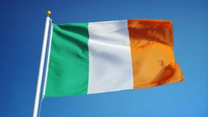 NEW IRELAND 2x3ft FLAG superior quality fade resist us seller - Picture 1 of 4