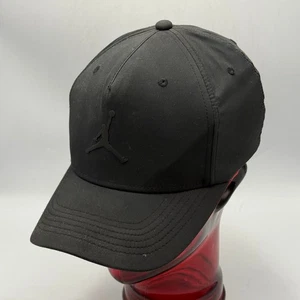 Gorra Nike Jordan Triple Negra Pequeña/Mediana - Imagen 1 de 9