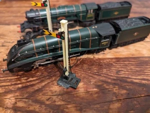 Hornby Flying Scotsman 60103 & Mallard 60022 Trains Incl Coal Carts & Carriages - Picture 1 of 21