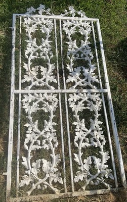 Oak Leaf & Acorn Heavy Cast Iron Entry Gate 33" Wide Front x 64" Tall w Hangers - Image 1 of 4