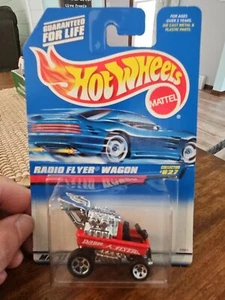 1997 Hot Wheels #827 Red Radio Flyer Wagon - Picture 1 of 2