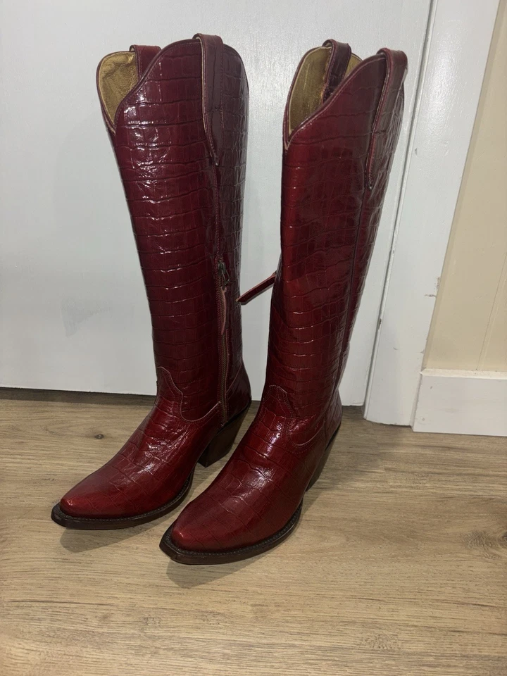Estampado cocodrilo rojo Ariat Casanova Foto 1 de 4
