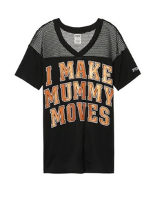 Victorias Secret PINK 2018 Halloween Black Mesh Shirt "I Make Mummy Moves" S M L - Imagen 1 de 1