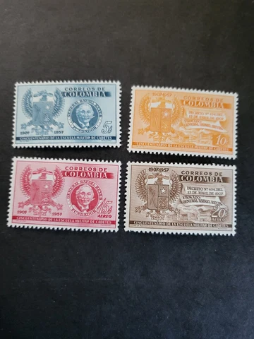 Stamps Columbia Scott #673-4,C299-300 never hinged Cover
