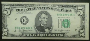1977 $5 Five Dollars Federal Reserve Note ERROR MISALIGNED MAJOR SHIFT - Picture 1 of 2