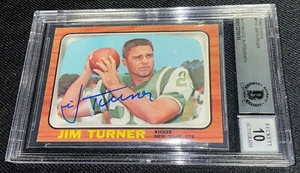 JIM TURNER SIGNED 1966 TOPPS #103 NY JETS ROOKIE CARD BECKETT AUTO GRADE 10 131 - Bild 1 von 2