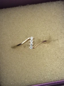 Vintage Diamond 9ct Yellow Gold Ring four Stone Size n .20 Ct - Picture 1 of 3