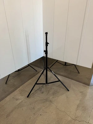 РАСПРОДАЖА В ДВИЖЕНИИ! Подставка для освещения Promaster LS-2 Deluxe - Изображение 1 из 3