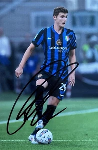 BENJAMIN PAVARD HAND SIGNED 6X4 INTER MILAN PHOTO 2 - Picture 1 of 1
