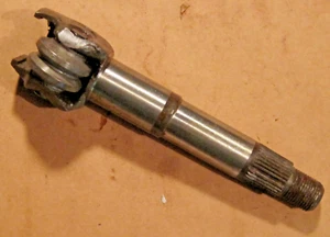 Steering Shaft & Roller ~ 1941 Dodge ~ Mopar Part # 867553 - Picture 1 of 1