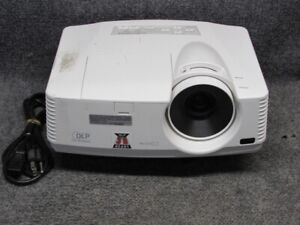 Mitsubishi Xd550U Dlp Xga Conference Room/Home Theatre Video Projector Usb/Hdmi