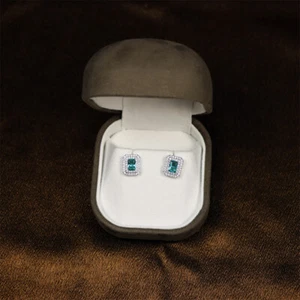 Fashion Earrings for Women S925 Silver Emerald Earrings with Zirconia - Picture 1 of 10