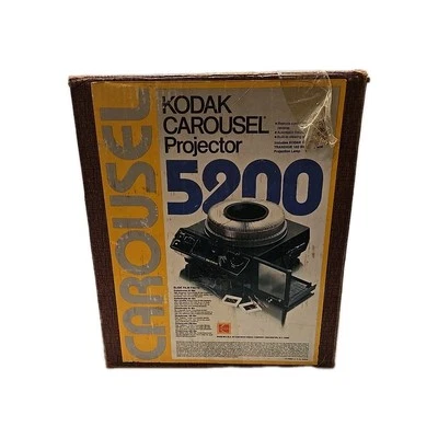 Kodak Carousel 5600 Slide Projector PARTS ONLY. Read Description And See Photos - Image 1 of 4