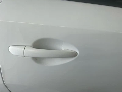 Manija puerta exterior MAZDA CX5 derecha 13-16 algunas imperfecciones montaje manija trasera Foto 1 de 4