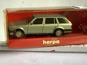 ✅Herpa 3063 1:87/H0 BMW 325i Touring "silber-metllic" (FB16-3R9/3/4) - Bild 1 von 2