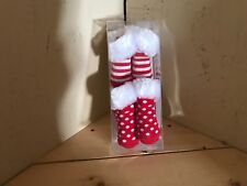 Christmas Red & White Fluffy 2 pairs of Baby Booties 0-6 Months, BN.  FS.