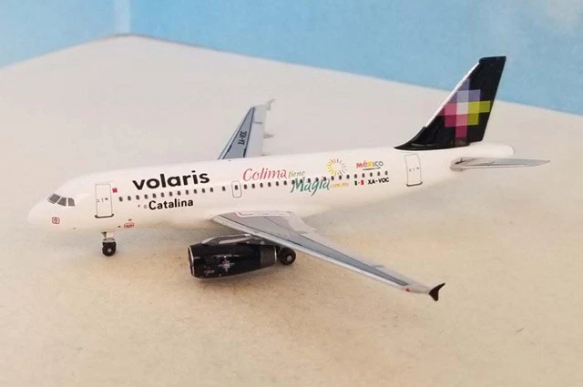 AC411250 AeroClassics A319 1/400 Modelo XA-VOC Volaris Foto 1 de 1