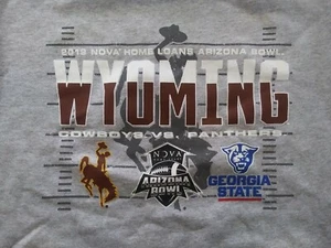 Champion University of Wyoming 2019 Arizona Bowl Sweatshirt in Sz Medium  - Picture 1 of 2