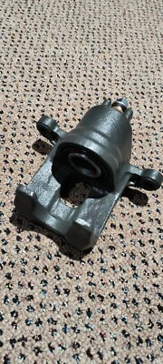 Cilindro de freno trasero izquierdo Honda Pilot 2003-2008 Acura MDX 2001-2006  Foto 1 de 3