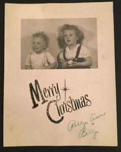 Foto vintage antigua de tarjeta de Navidad de 2 hermanas lindas / tarjeta de felicitación de temporada 4382 - Imagen 1 de 1