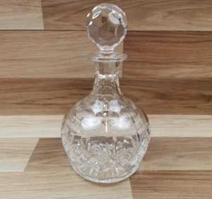 Vintage schwerer bleikristallgeschnittener Glaswhisky/Spirituosendekanter - Bild 1 von 10