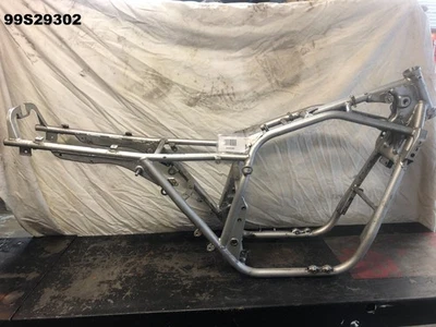 SUZUKI GSX 1100S KATANA GSX 750S GSX 1000S 1982 FRAME OEM M1938 LOT99 99S29302 — 第 1/4 张图片